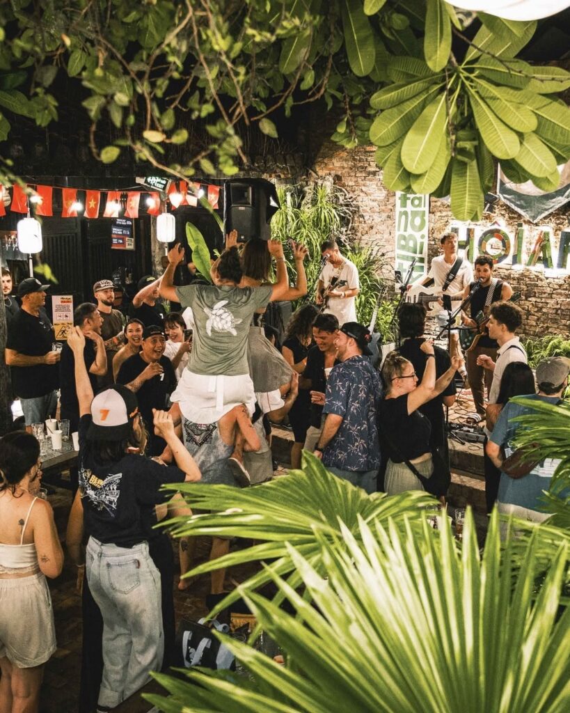 7 Bridges Hoi An Craft Beer Taproom
